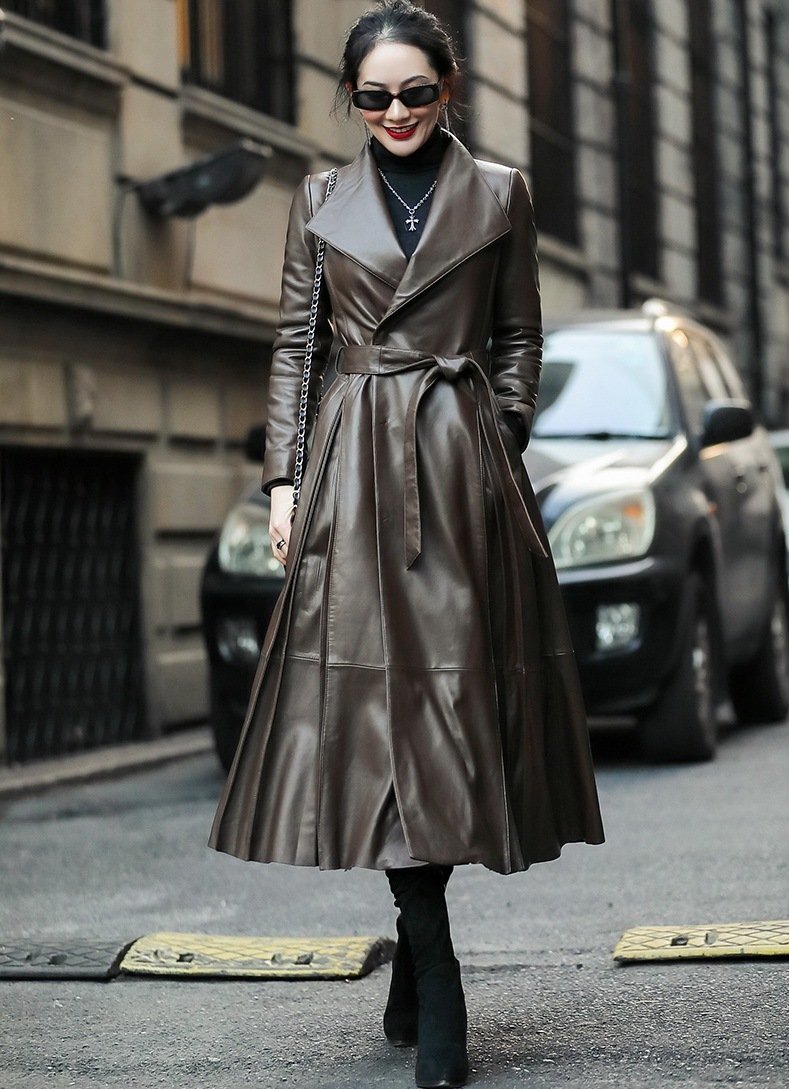 Women's waist leather down jacket - Image 5