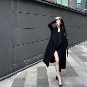 Petite  Hepburn-style Chic Thick Wool Coat
