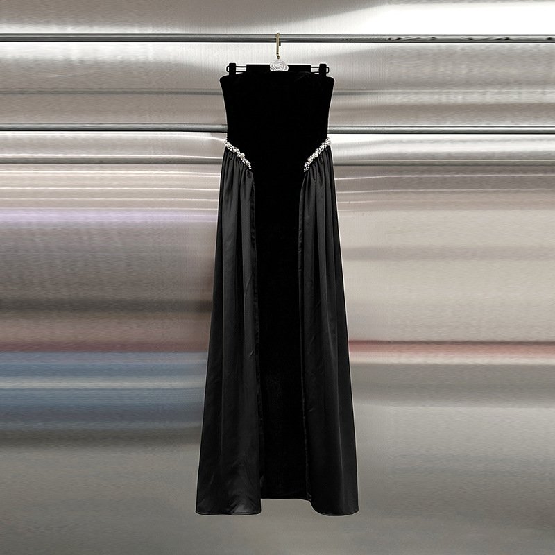 Design A Strapless Maxi Dress For Women - Image 4