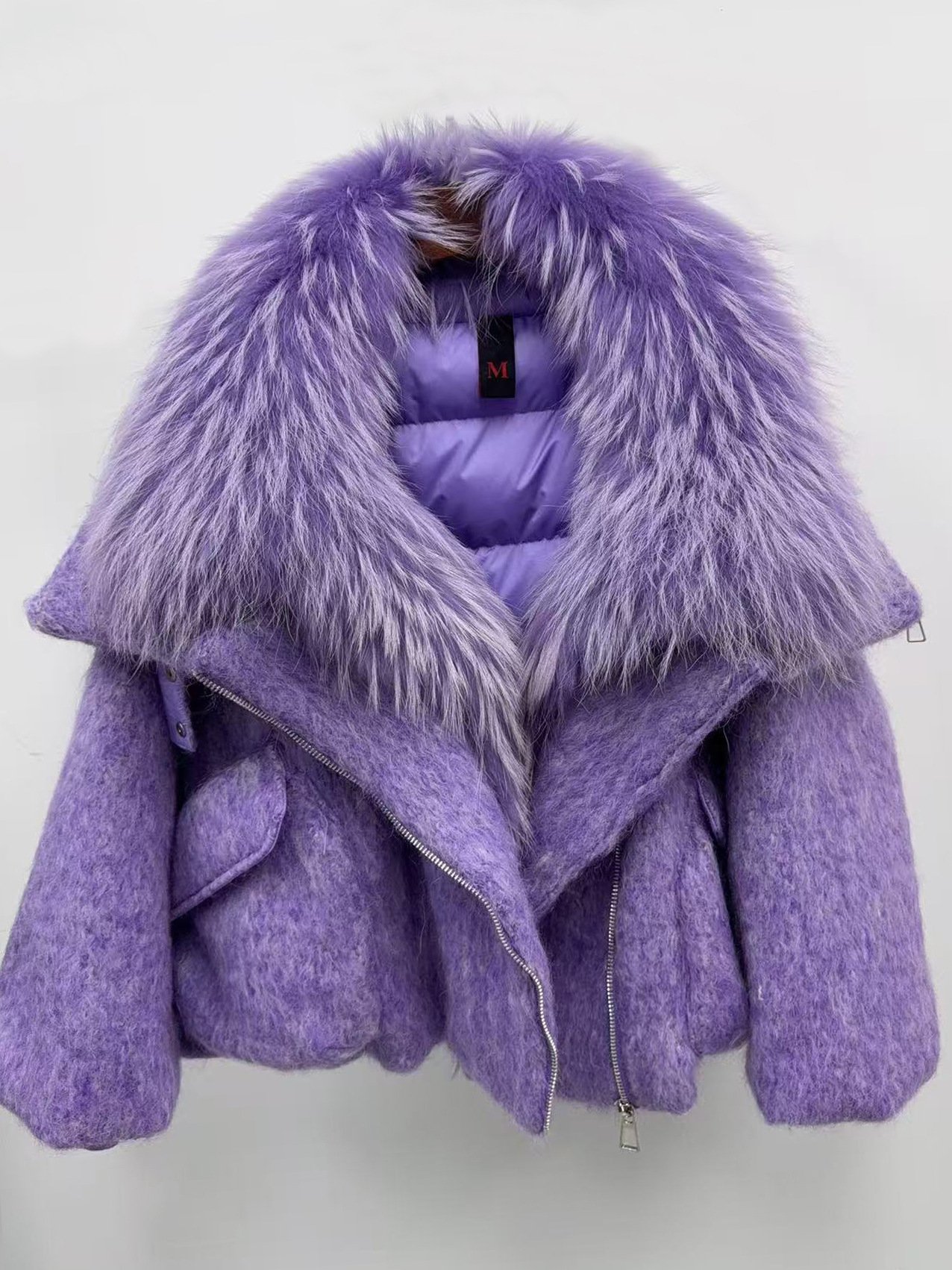 Womens Down Jacket With A Luxurious Cashmere Fur And Raccoon-Fur Collar - Image 7